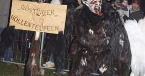 perchten-graz-goestinger-hoellen-teufel-Dobl-Zwaring-2025-DSC01393